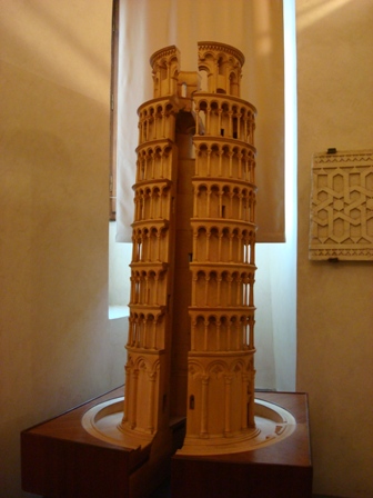 Maquete da Torre, na Opera del Duomo