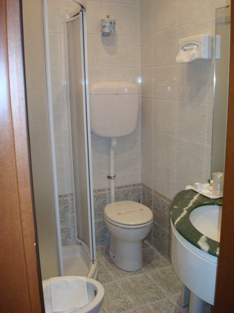 banheiro - Novo Hotel Rossi