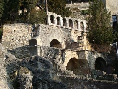 Ruínas do Teatro Romano