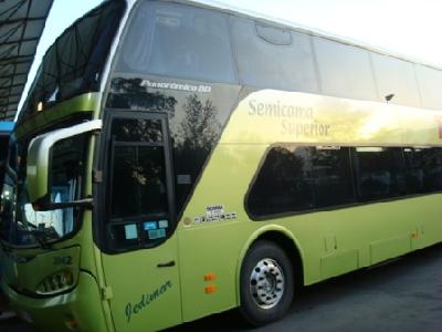 Ônibus da Tur-Bus, já em Santiago