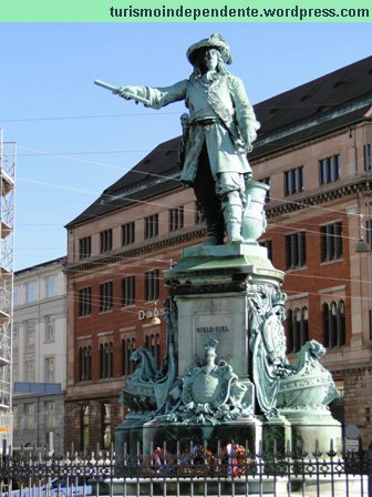 Estátua do almirante Niels Juel