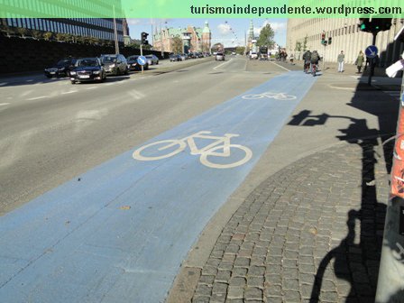 Também há muitas ciclovias em Copenhage