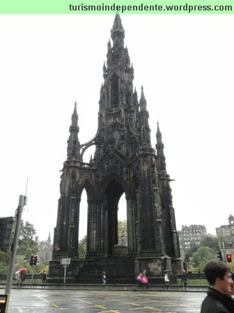 Scott Monument 