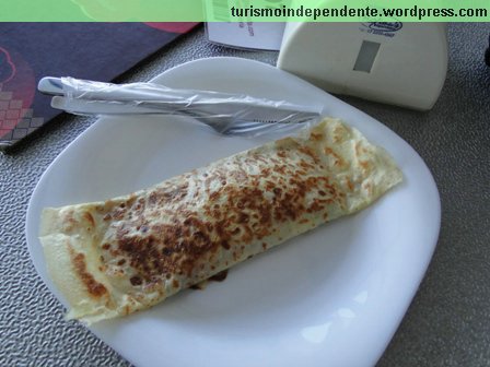 Parece uma panqueca, mas é crepe