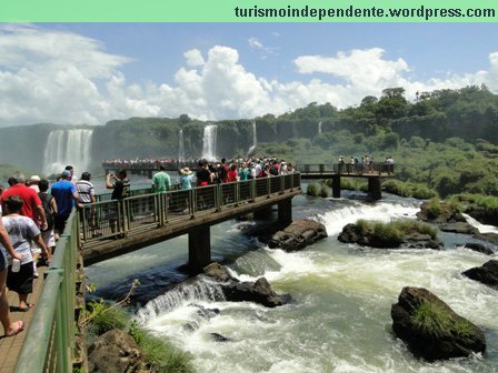 Cataratas do Iguaçu - passarela do lado brasileiro