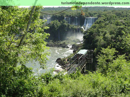 Cataratas do Iguaçu - ponto do rapel e rafting