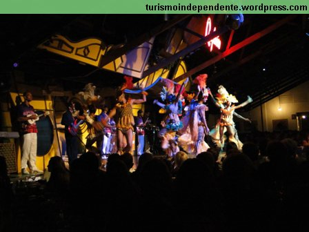 Show folclórico na Churrascaria Rafain