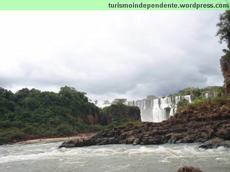 Rio Iguaçu - quedas de água do lado argentino