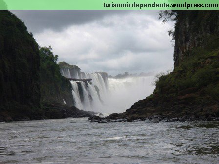 Rio Iguaçu - quedas de água do lado brasileiro