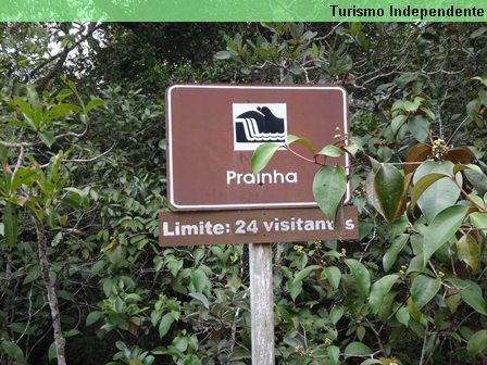 Placa indicativa para Cachoeira da Prainha.