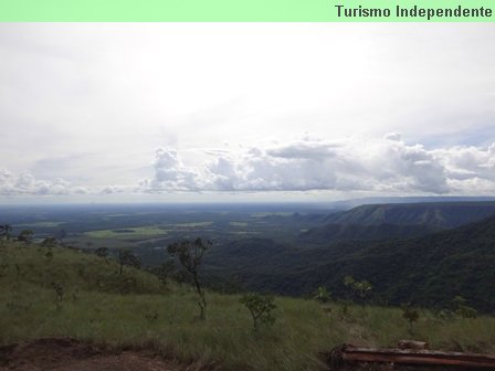 O trator passou por um mirante, com vista para a Chapada.