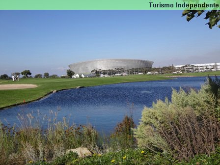 Green Point Park. Ao fundo o Cape Town Stadium.