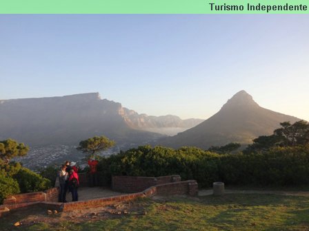 Final de tarde no alto do Signal Hill.