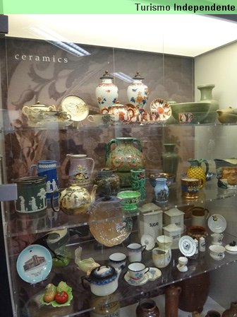 Exposição de cerâmicas - WA Museum.