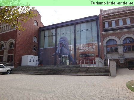 Fachada do WA Museum, em Perth.