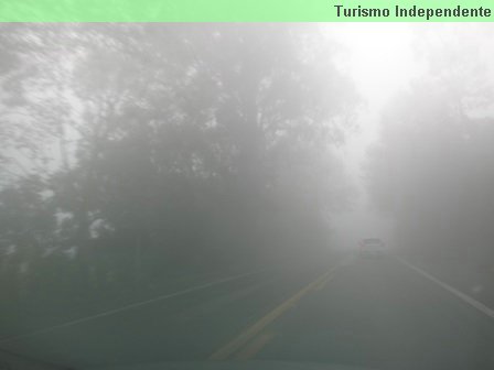 Neblina no caminho entre Caxias do Sul e Gramado.