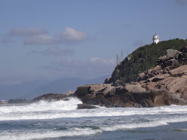 Farol na Praia de Naufragados, em Floripa.