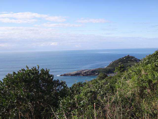 Vista do mar na Trilha do Gravatá.