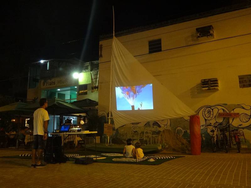 Cine-Vela, todas as quintas-feiras.