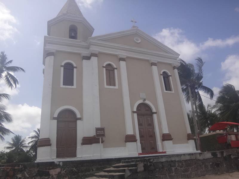 Igreja de São Pedro, na Praia de Tamandaré.