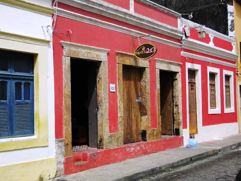 Construções coloridas de Olinda/PE.