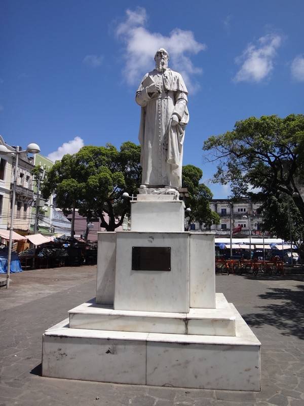 Praça Dom Vidal.