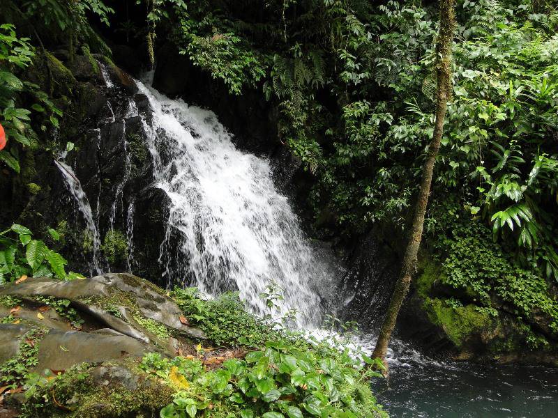 Cachoeira do Couto, no Núcleo Santana do PETAR.