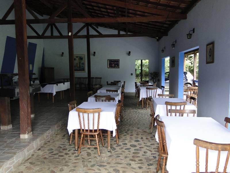 Área do restaurante da Pousada Caacupé.