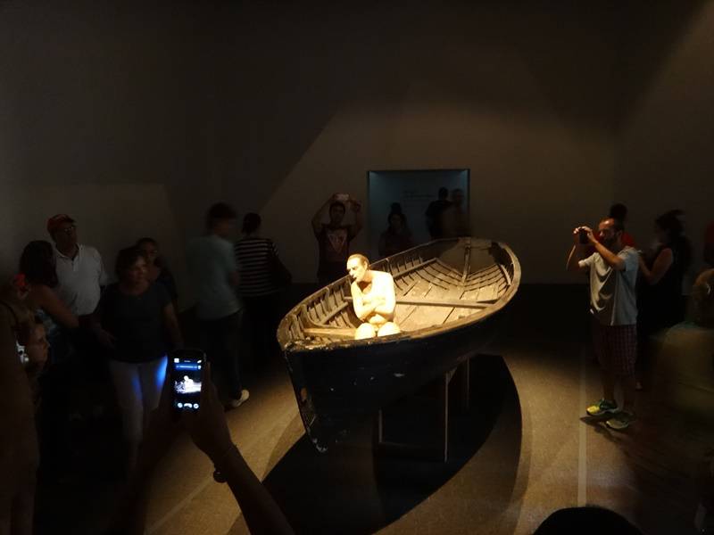 Man in a Boat, de Ron Mueck.