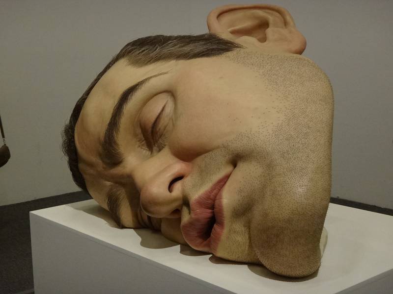 Mask II - autorretrato de Ron Mueck.