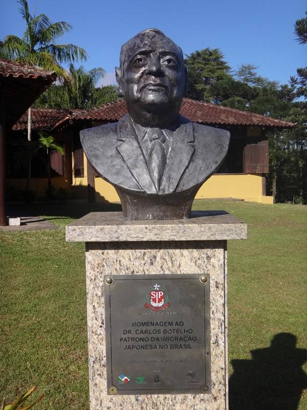Busto de Carlos Botelho.