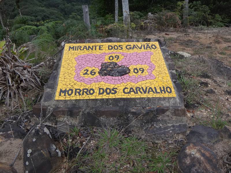 Antes do Parque do Zizo, uma parada no "Mirante dos Gavião" (hein?)