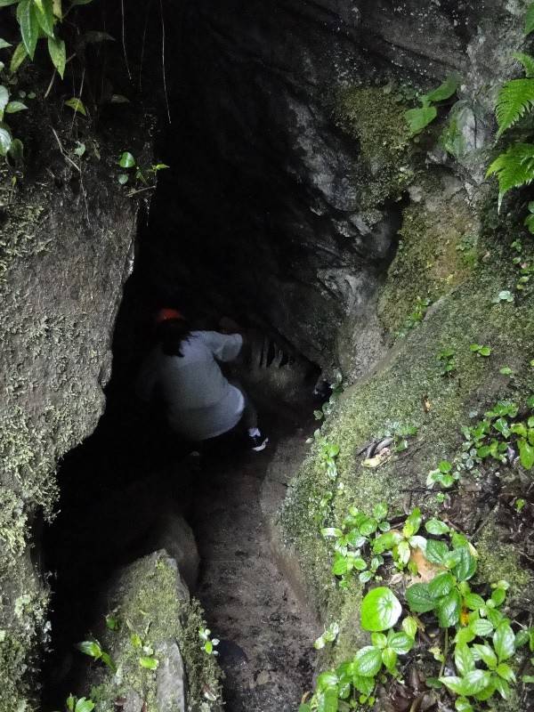 PETAR - Entrada da Caverna Ouro Grosso.