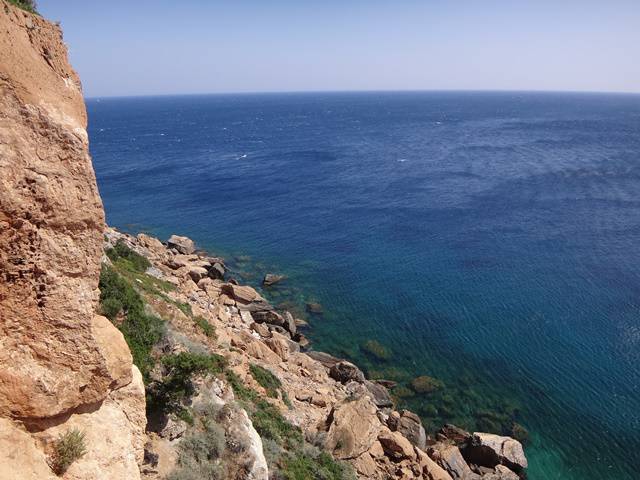 Mar Egeu visto do alto do Cabo Sounio.