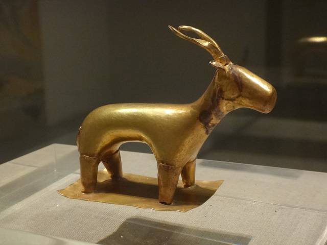 Estatueta de ouro - Museu Pré-Histórico de Fira.
