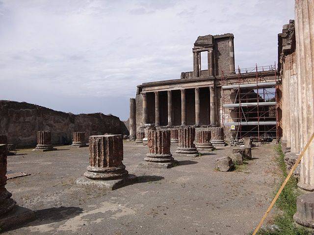 Pompeia: Basílica