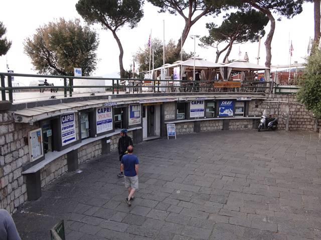 Bilheterias na Marina de Sorrento