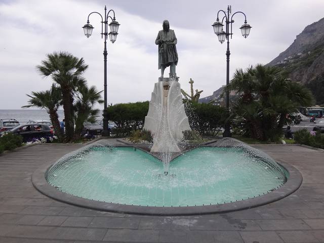 Fonte na cidade de Amalfi.