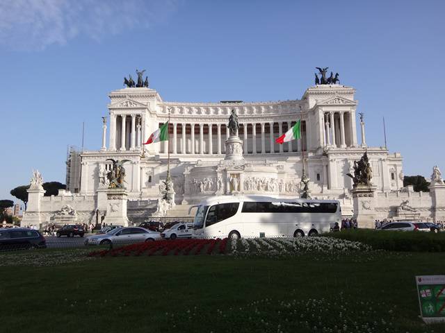 Palácio Vittorio Emanuele, em Roma.