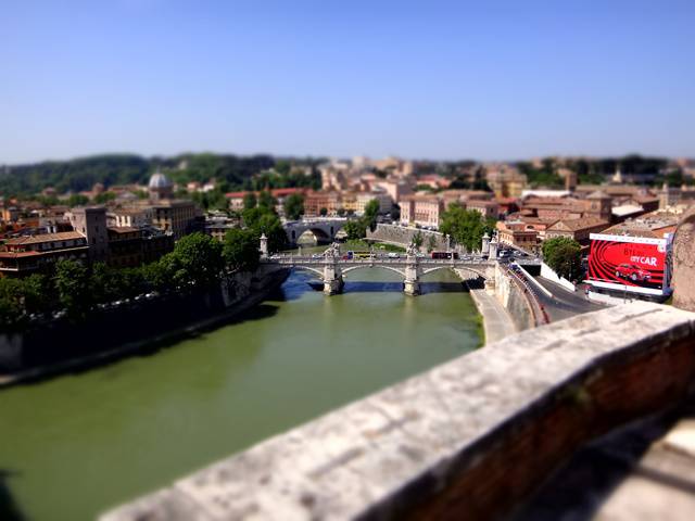 Rio Tibre visto do terraço do Castelo Sant'Angelo.