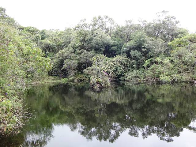 Lago na Serra do Lopo