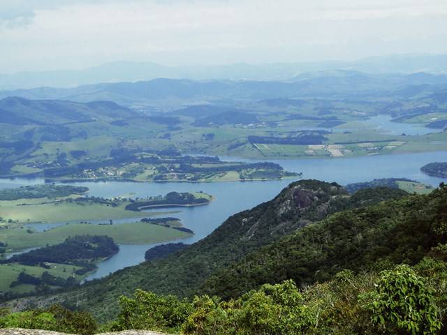 Nível da represa de Joanópolis em 2012