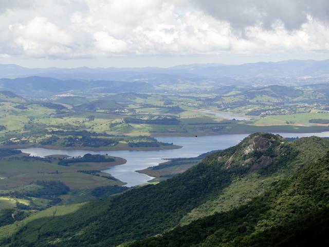 Nível da represa de Joanópolis em 2016