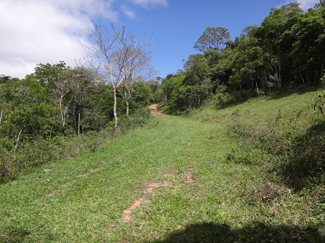 Hotel Atibainha - Trilha Caminho da Saúde.