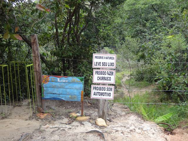 Local de estacionamento da Cachoeira Maria Augusta.