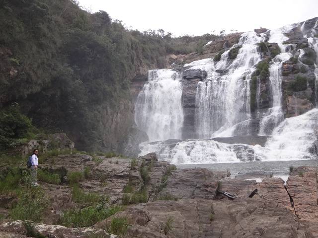 Uma das maiores quedas da Cachoeira do Quilombo.