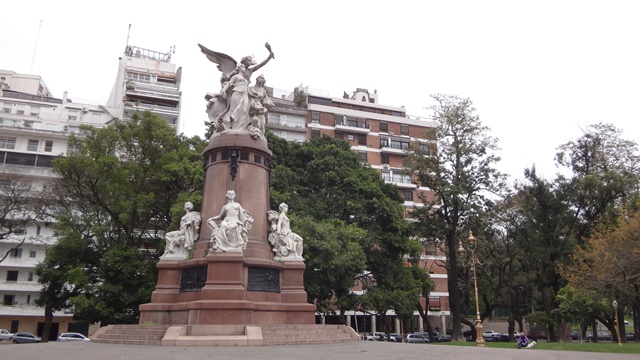 Praça França - Buenos Aires.