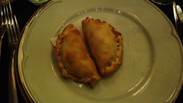 Casa de Tango Esquina Carlos Gardel, em Buenos Aires - Empanadas.