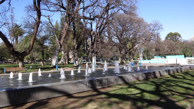 Mendoza - Plaza Independencia, a praça central da cidade.