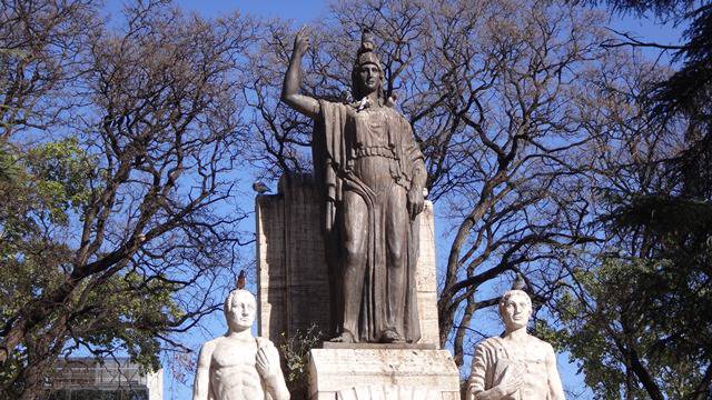 Mendoza - Plaza Italia.